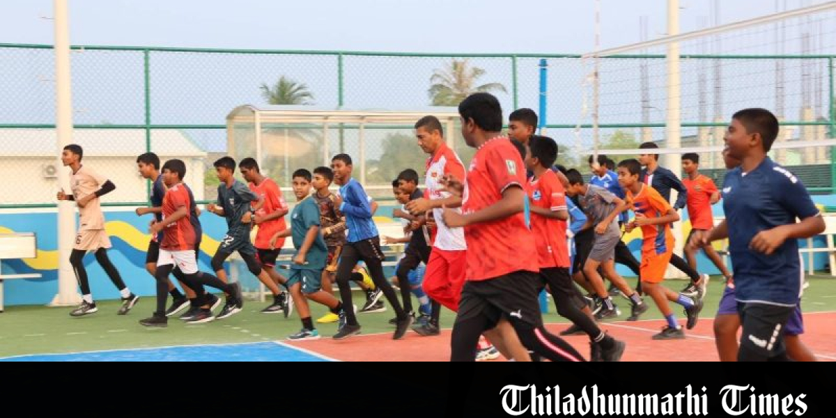 Hoarafushi Students Begin Volleyball Camp with Sri Lankan Volleyball Expert
